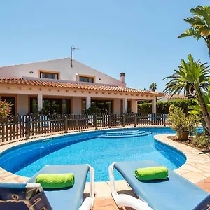 Angel Villa